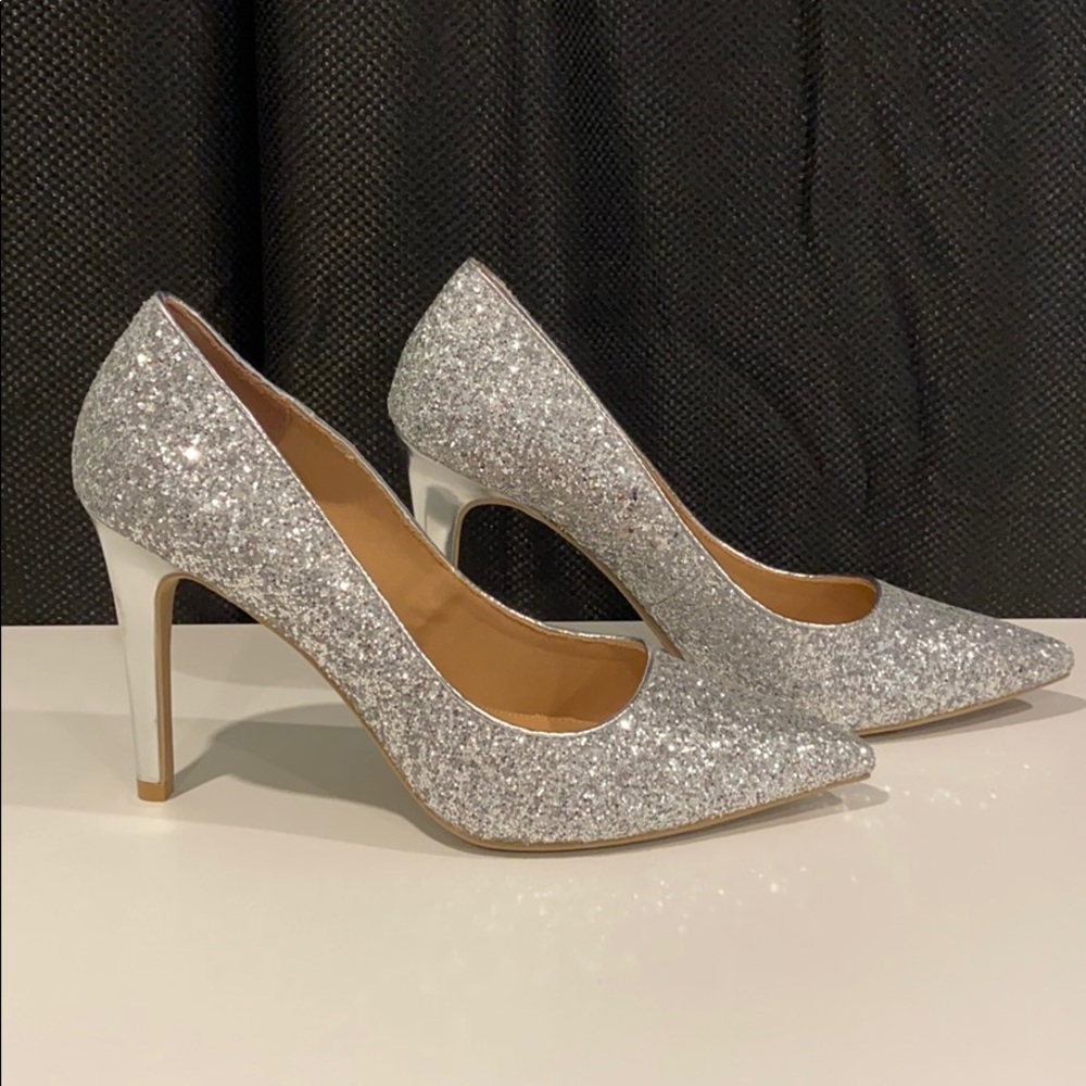 Christian Siriano Serena pumps size 9